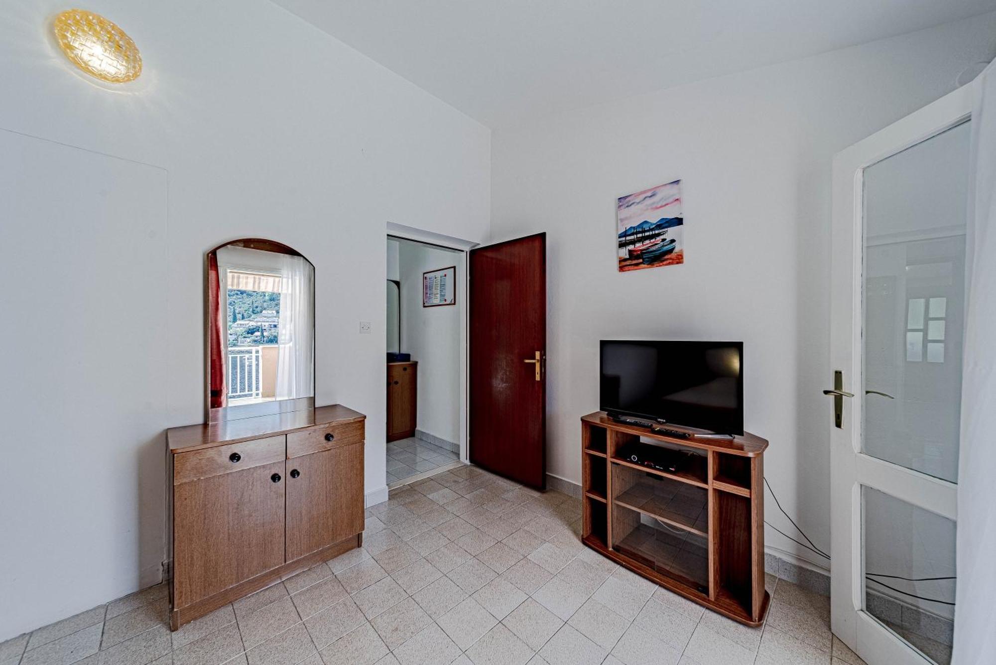 Apartments Kuzma Смоквица Экстерьер фото